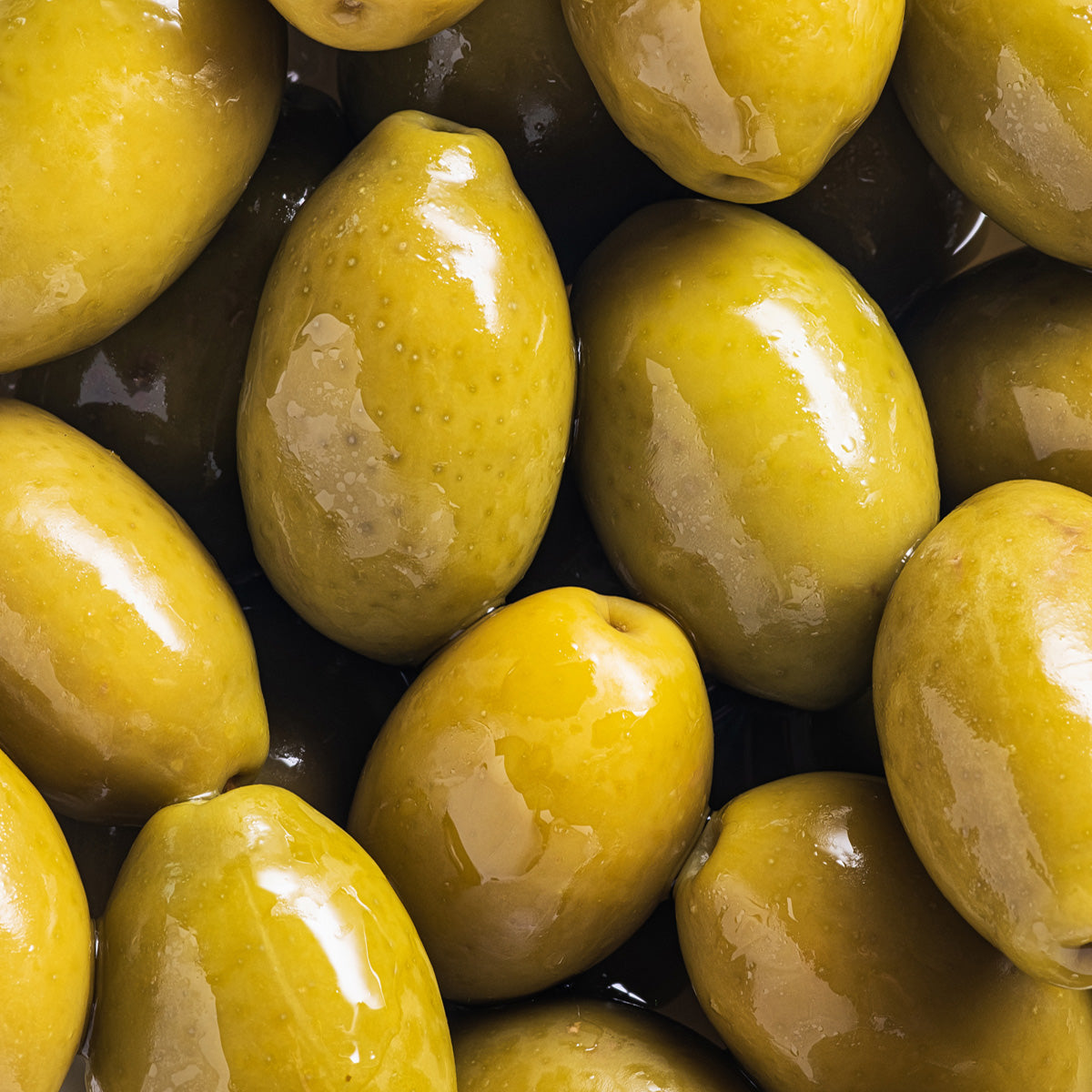 Aceitunas verdes colosales 'Bella di Cerignola'